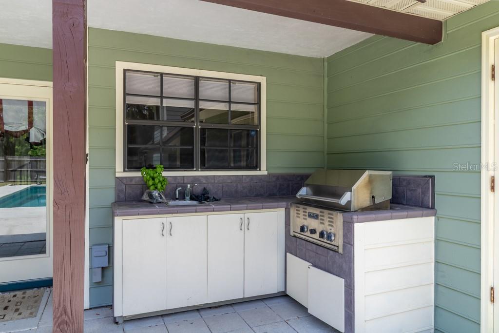 353 NW 3 AVE, MICANOPY, FL, 32667