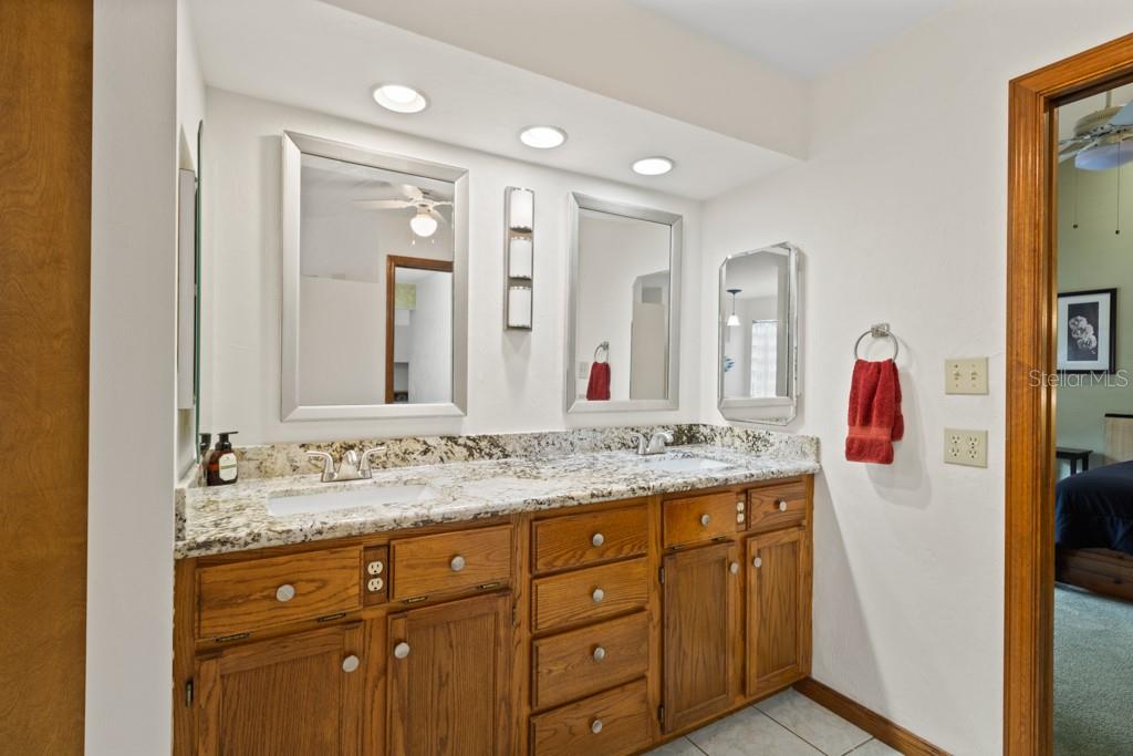 353 NW 3 AVE, MICANOPY, FL, 32667