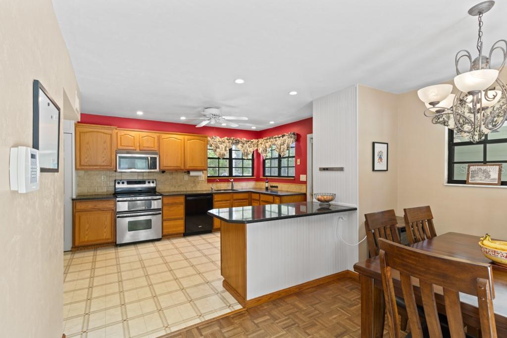 353 NW 3 AVE, MICANOPY, FL, 32667