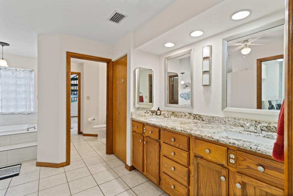 353 NW 3 AVE, MICANOPY, FL, 32667