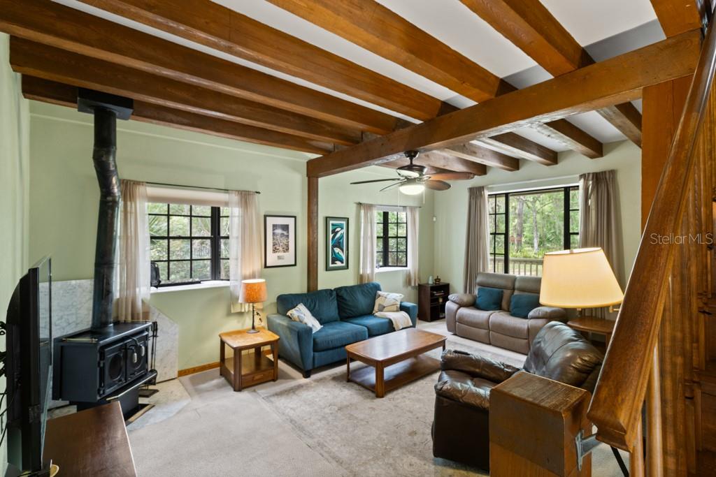 353 NW 3 AVE, MICANOPY, FL, 32667