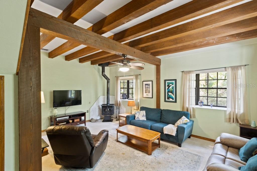 353 NW 3 AVE, MICANOPY, FL, 32667