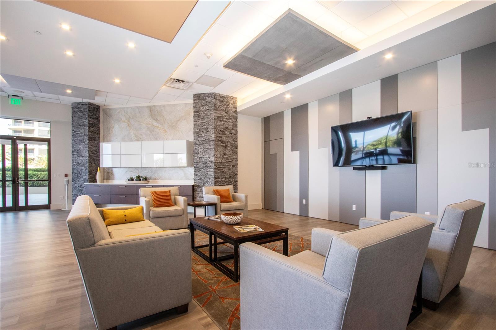 1211 GULF OF MEXICO DR #505, LONGBOAT KEY, FL, 34228