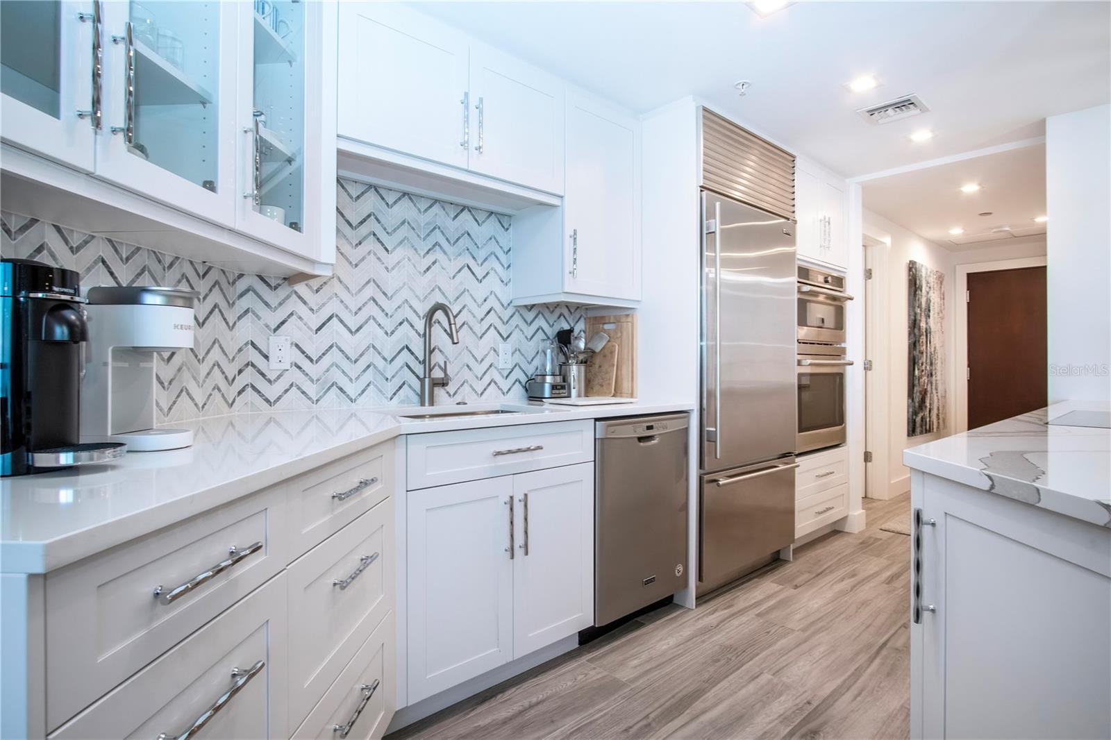 1211 GULF OF MEXICO DR #505, LONGBOAT KEY, FL, 34228