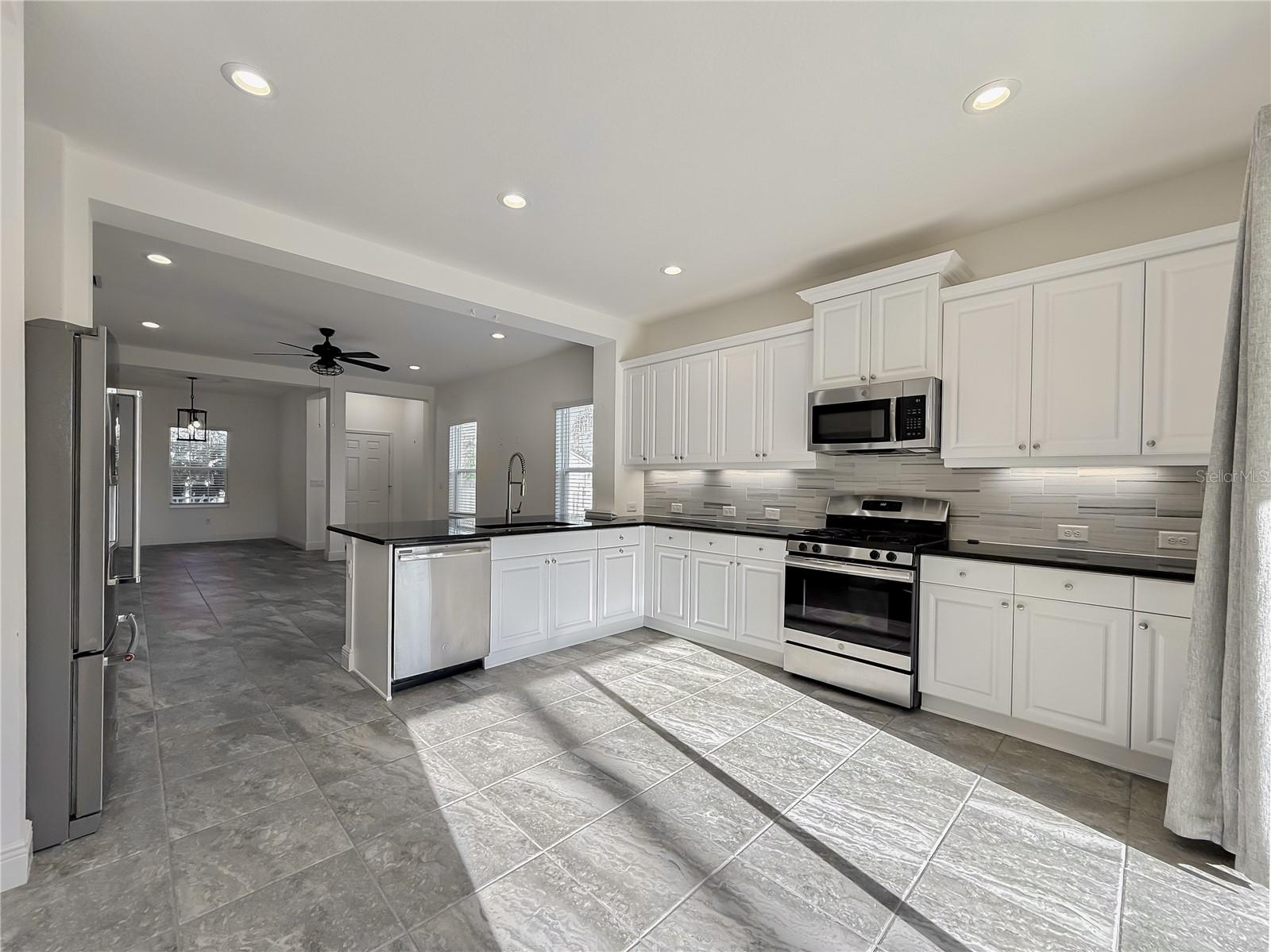 3706 SHIMMERING OAKS DR, PARRISH, FL, 34219