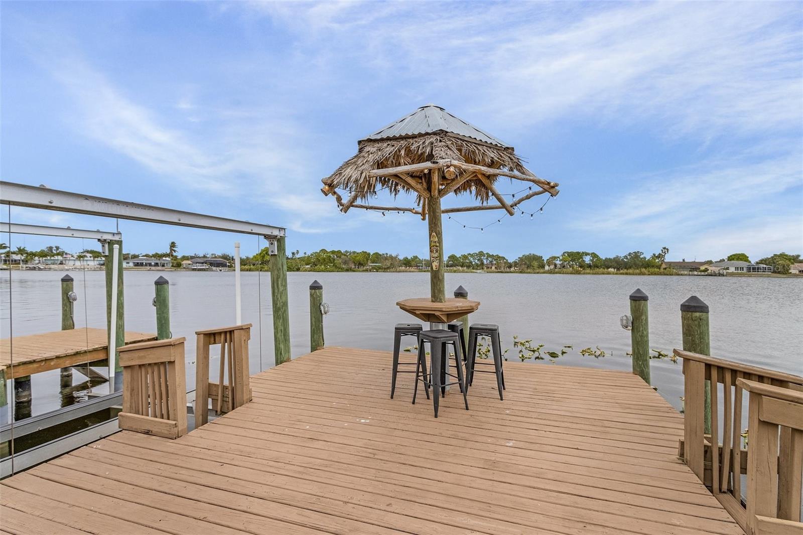 231 SE 6TH ST, CAPE CORAL, FL, 33990