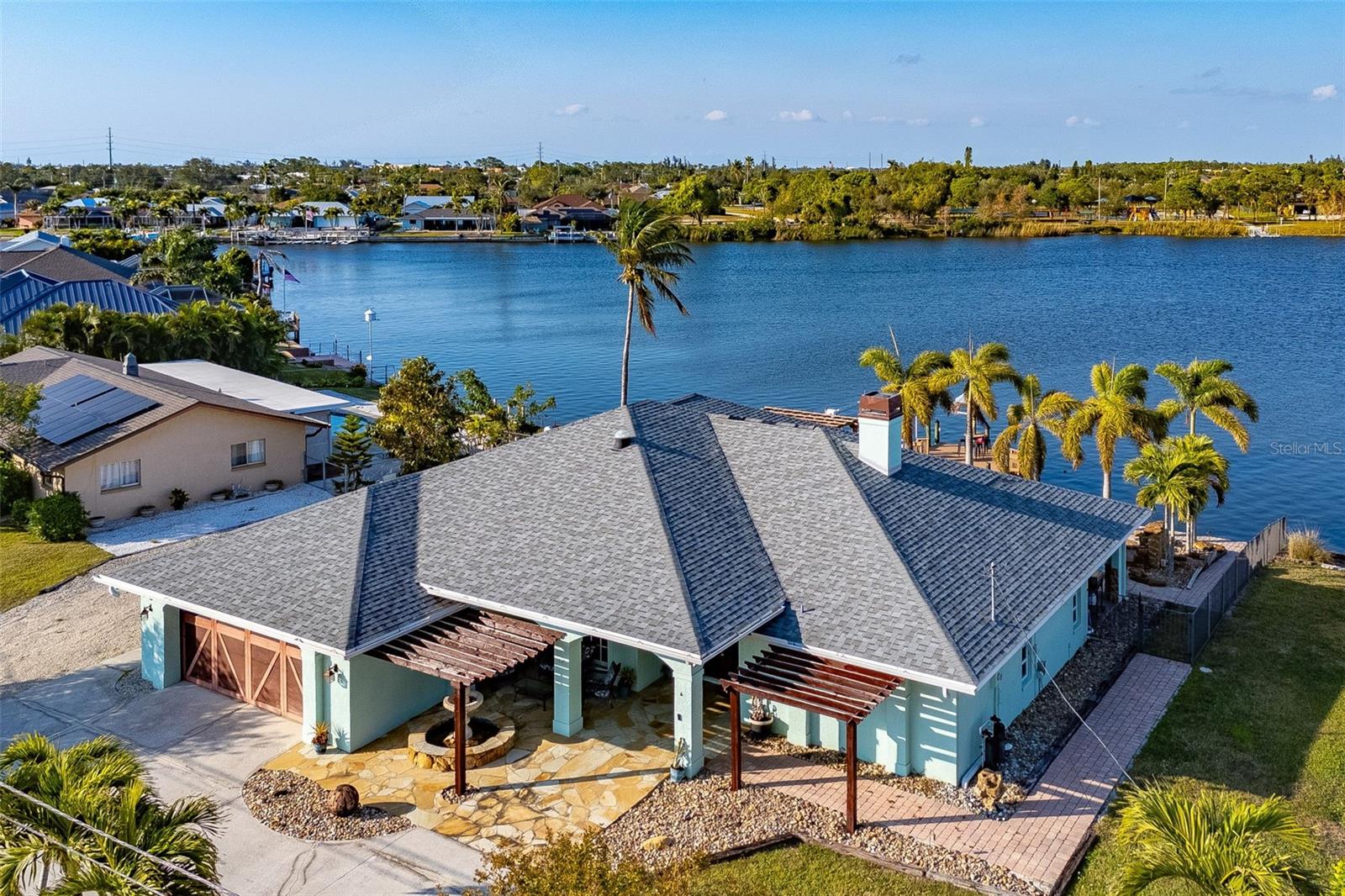 231 SE 6TH ST, CAPE CORAL, FL, 33990