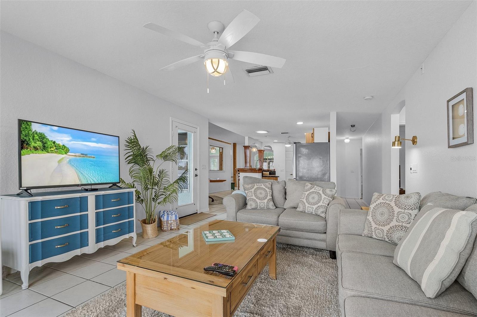 231 SE 6TH ST, CAPE CORAL, FL, 33990