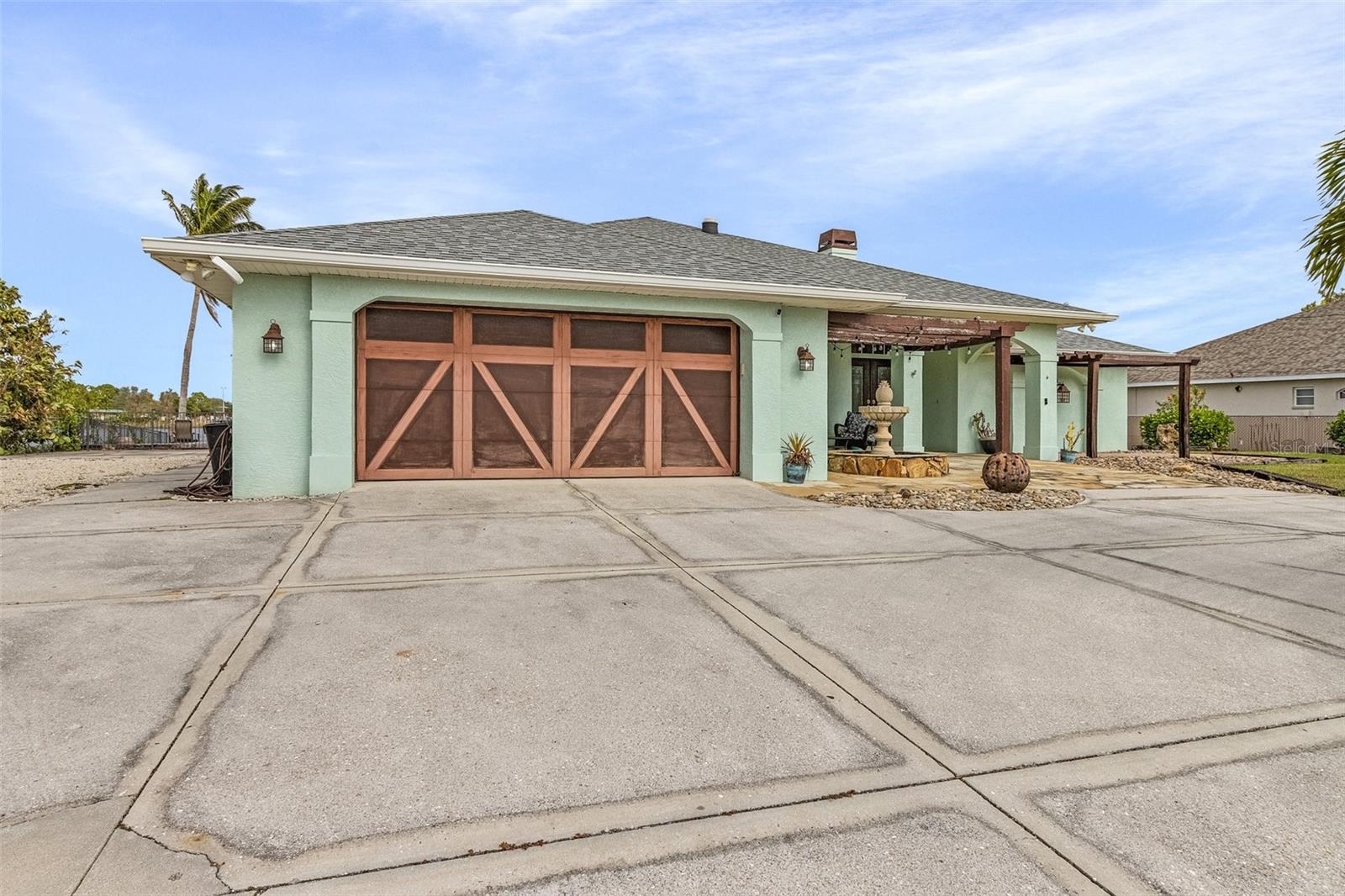 231 SE 6TH ST, CAPE CORAL, FL, 33990
