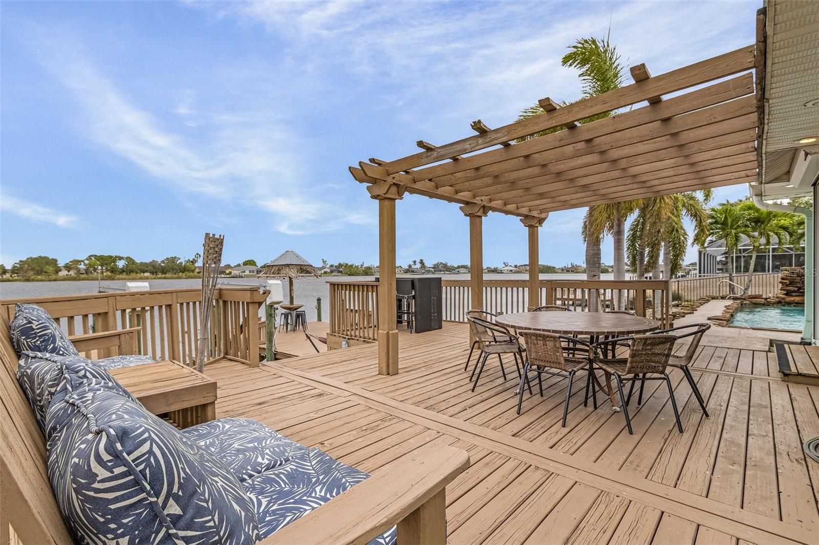 231 SE 6TH ST, CAPE CORAL, FL, 33990