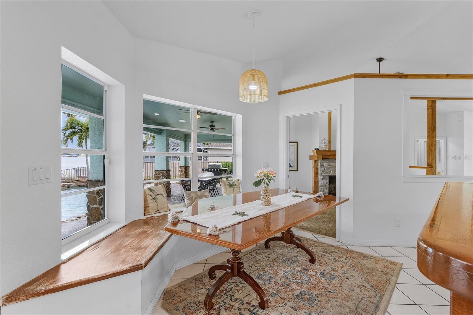 231 SE 6TH ST, CAPE CORAL, FL, 33990