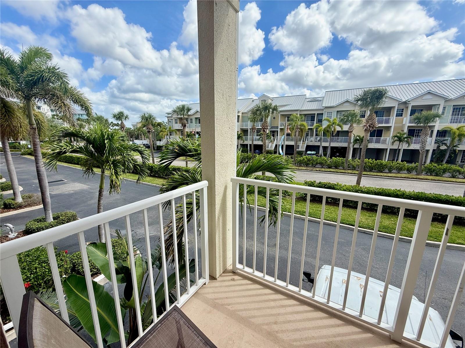 448 BAHIA BEACH BLVD, RUSKIN, FL, 33570