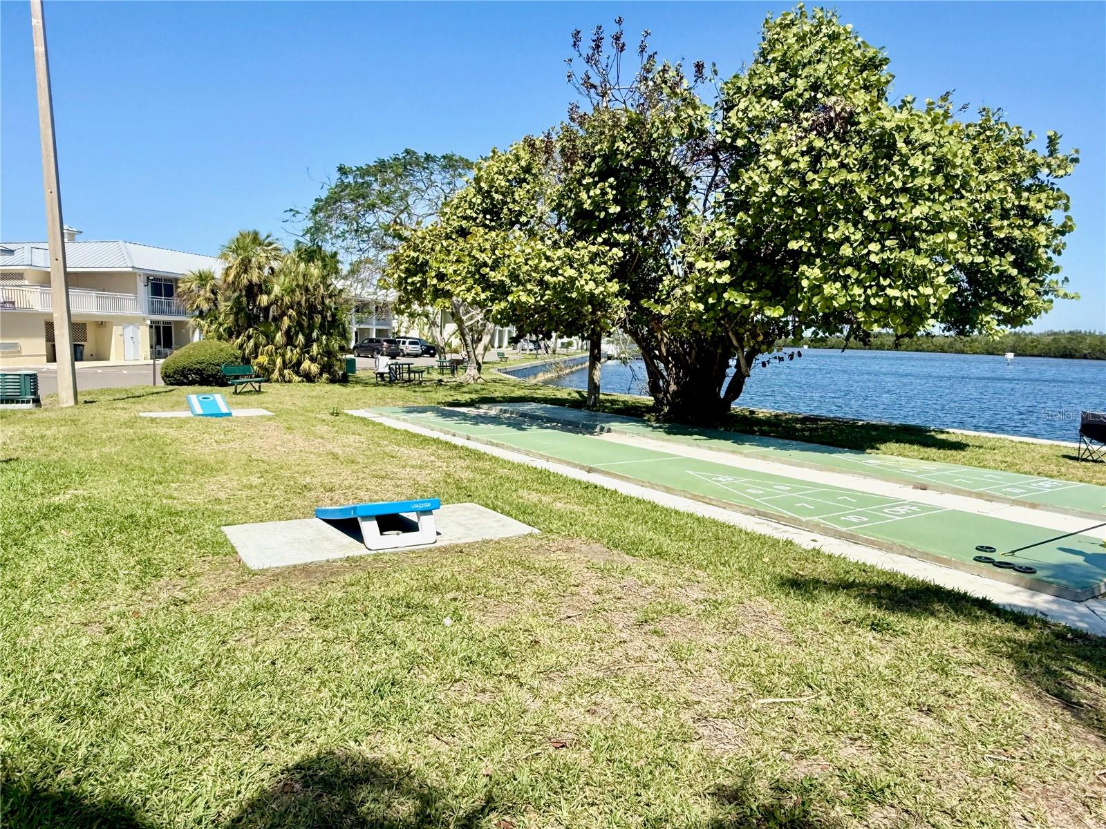 448 BAHIA BEACH BLVD, RUSKIN, FL, 33570