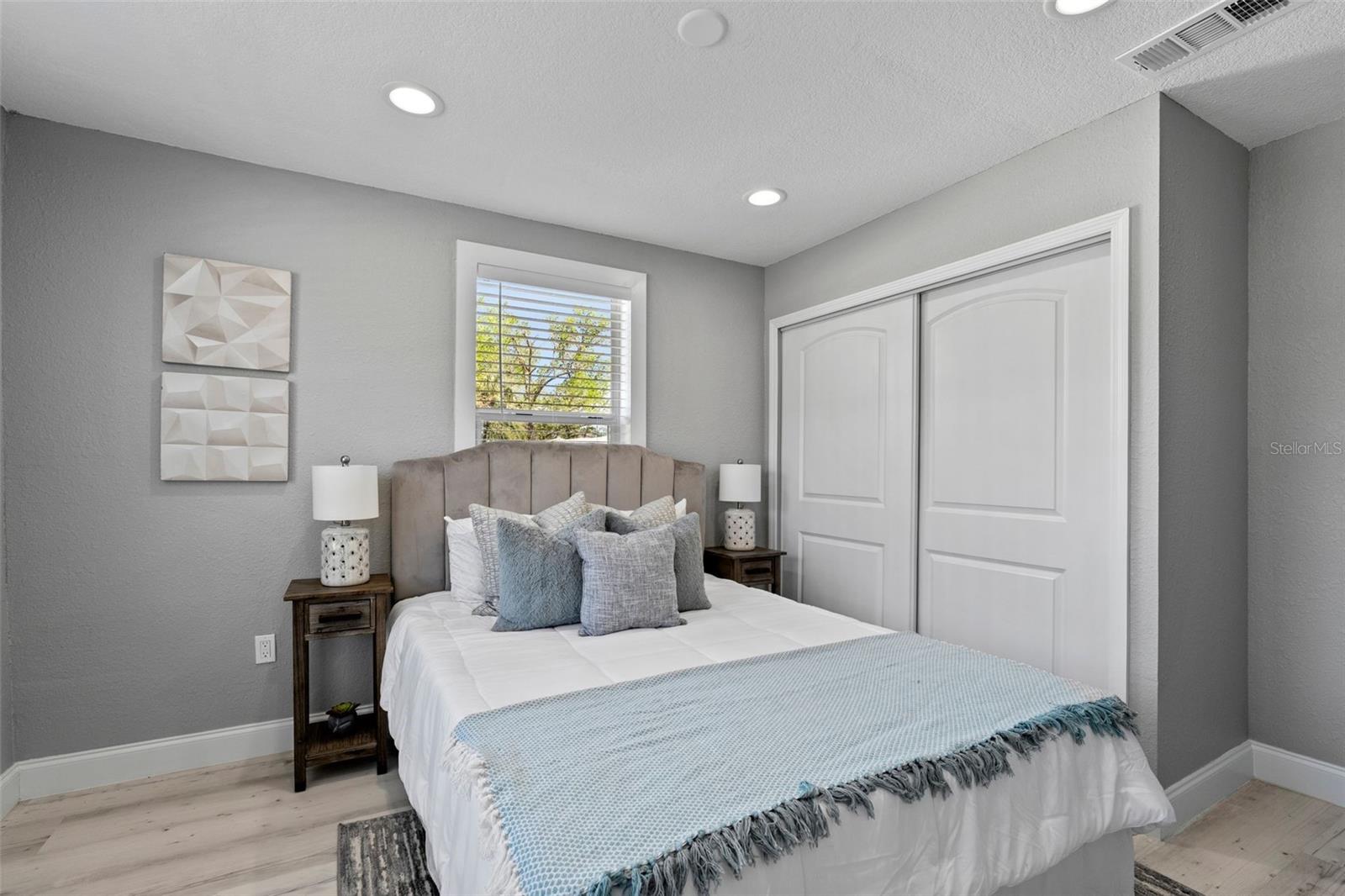 1900 E ORANGE AVE, EUSTIS, FL, 32726