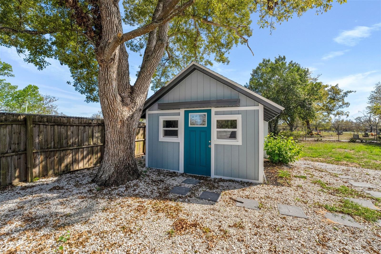 1900 E ORANGE AVE, EUSTIS, FL, 32726