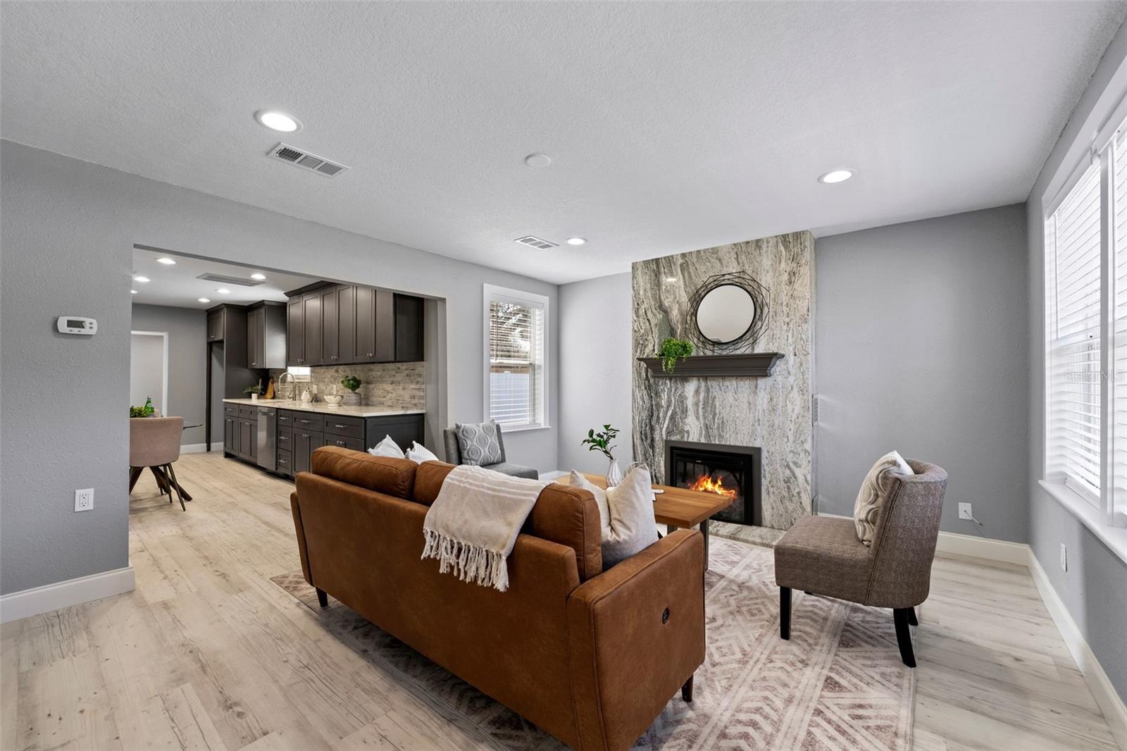 1900 E ORANGE AVE, EUSTIS, FL, 32726