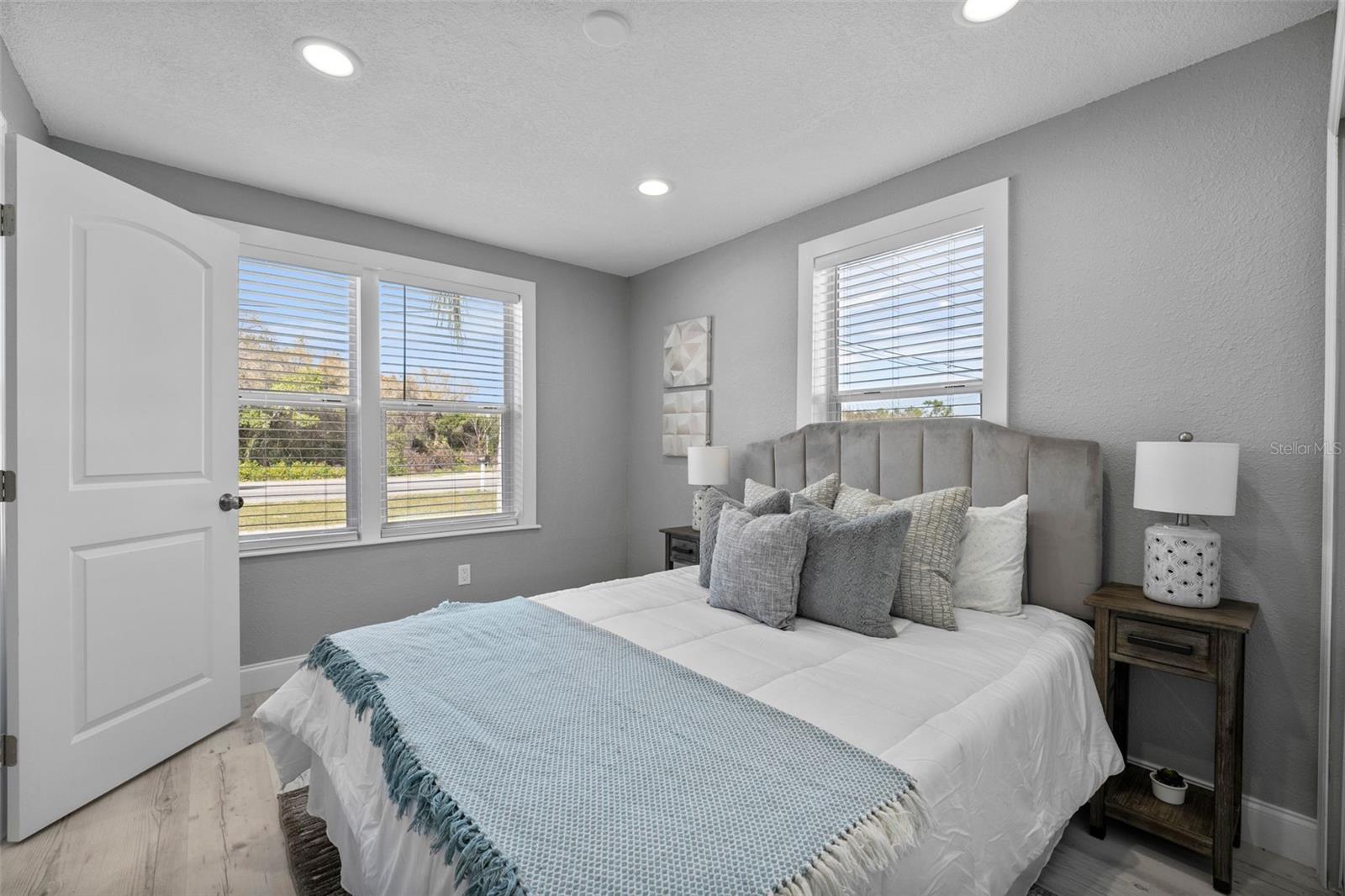 1900 E ORANGE AVE, EUSTIS, FL, 32726
