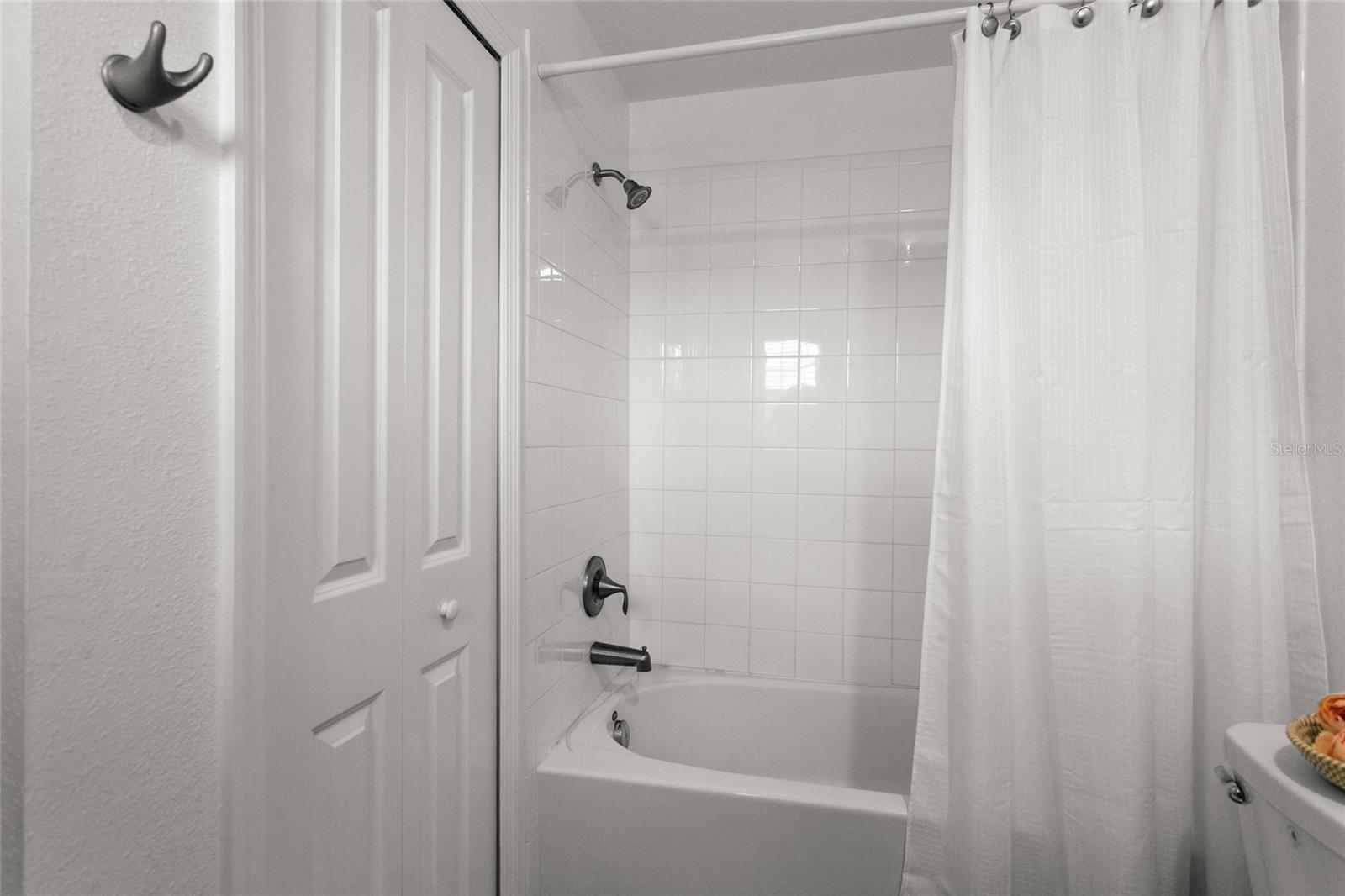 11473 LISTENING DR, ORLANDO, FL, 32832