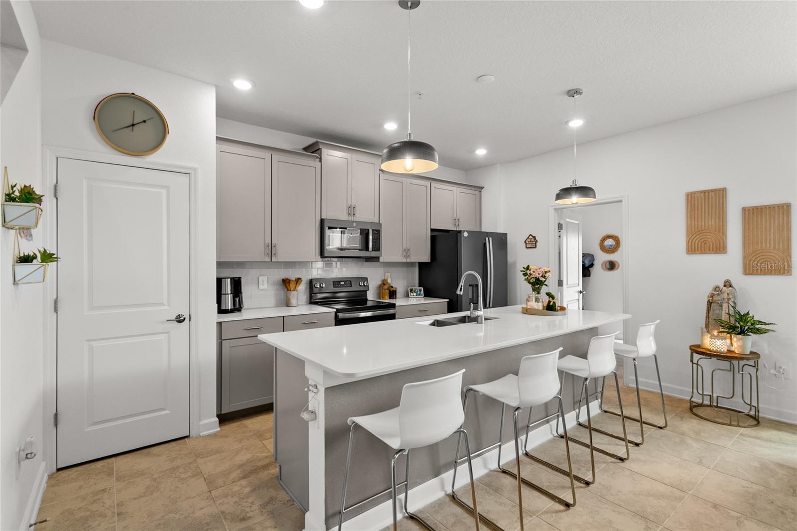 11473 LISTENING DR, ORLANDO, FL, 32832