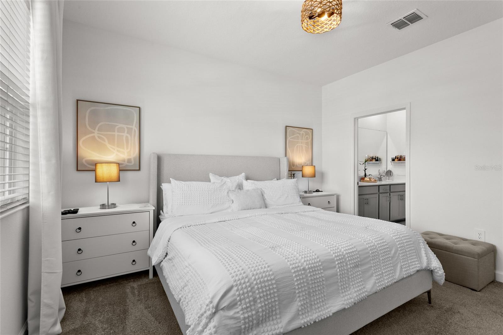 11473 LISTENING DR, ORLANDO, FL, 32832
