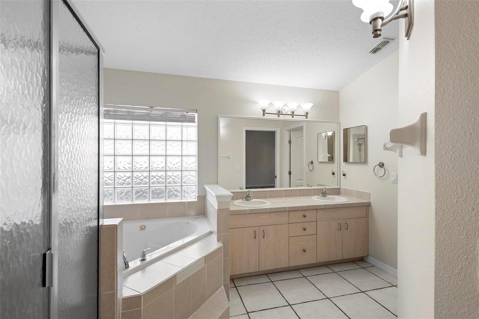 453 KETTERING RD, DELTONA, FL, 32725