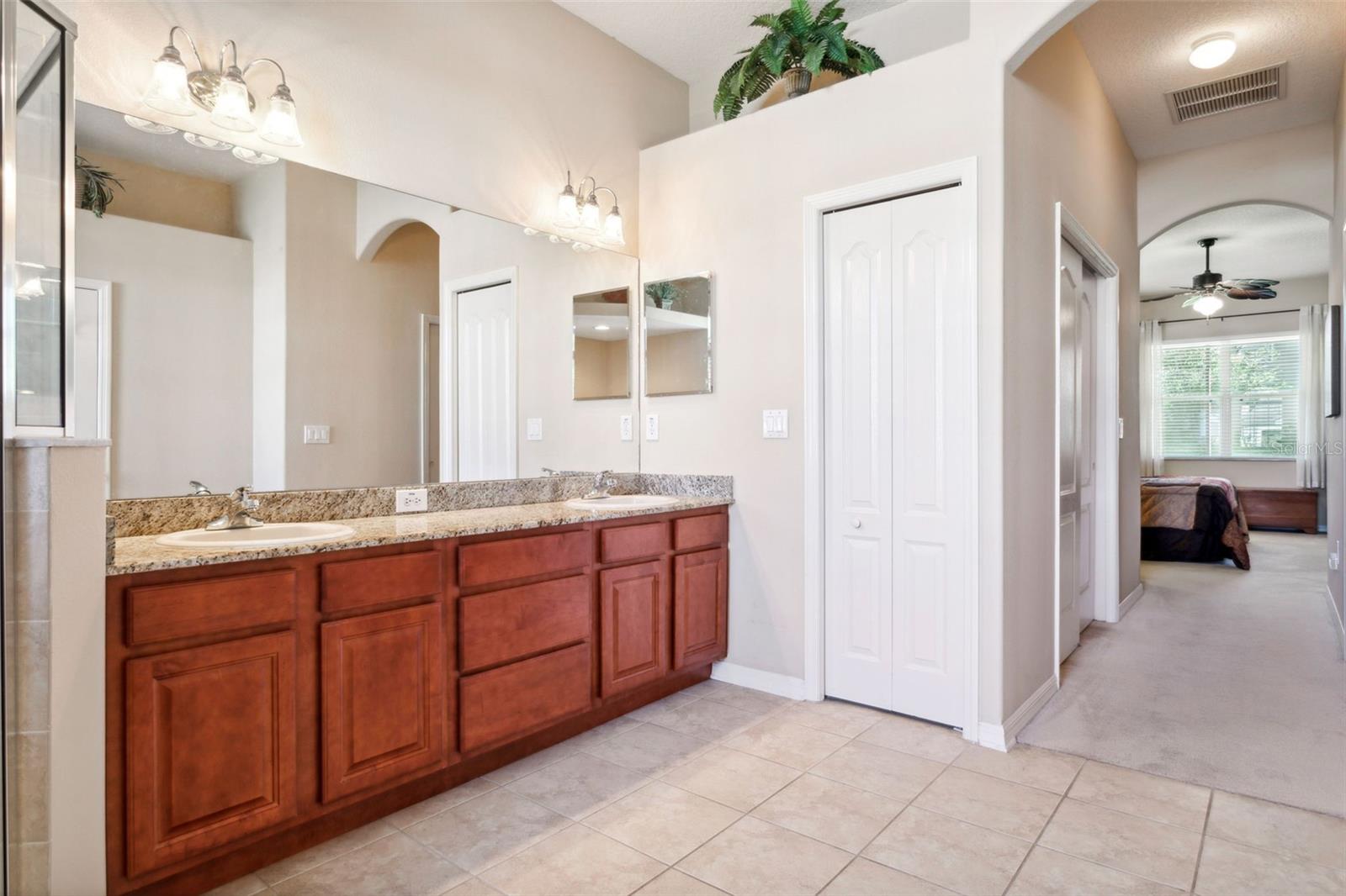 1430 BEACONSFIELD DR, WESLEY CHAPEL, FL, 33543