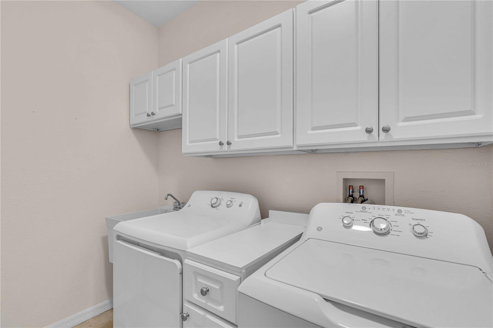 8419 SUMMER GREENS TER, BRADENTON, FL, 34212