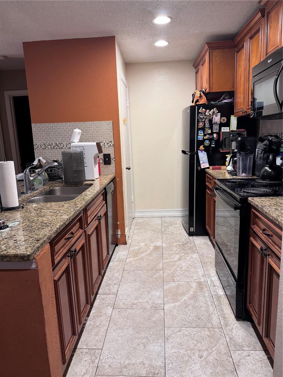 9481 HIGHLAND OAK DR #715, TAMPA, FL, 33647