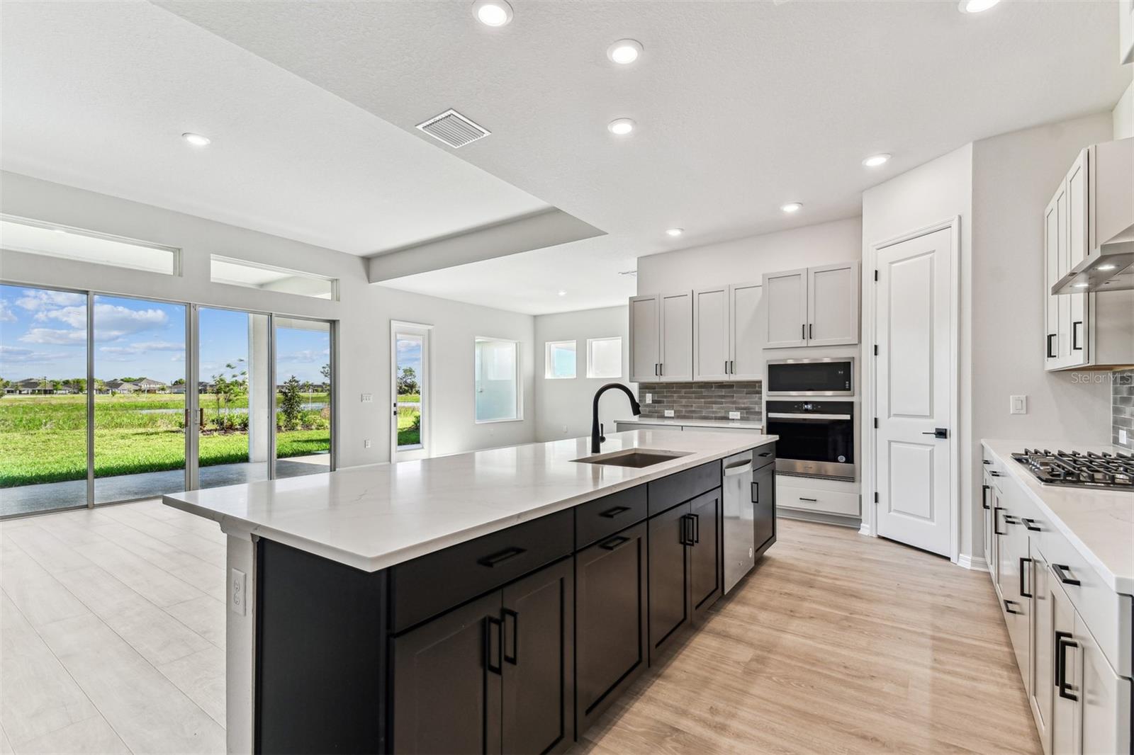5979 HIDDEN BRANCH DR, APOLLO BEACH, FL, 33572