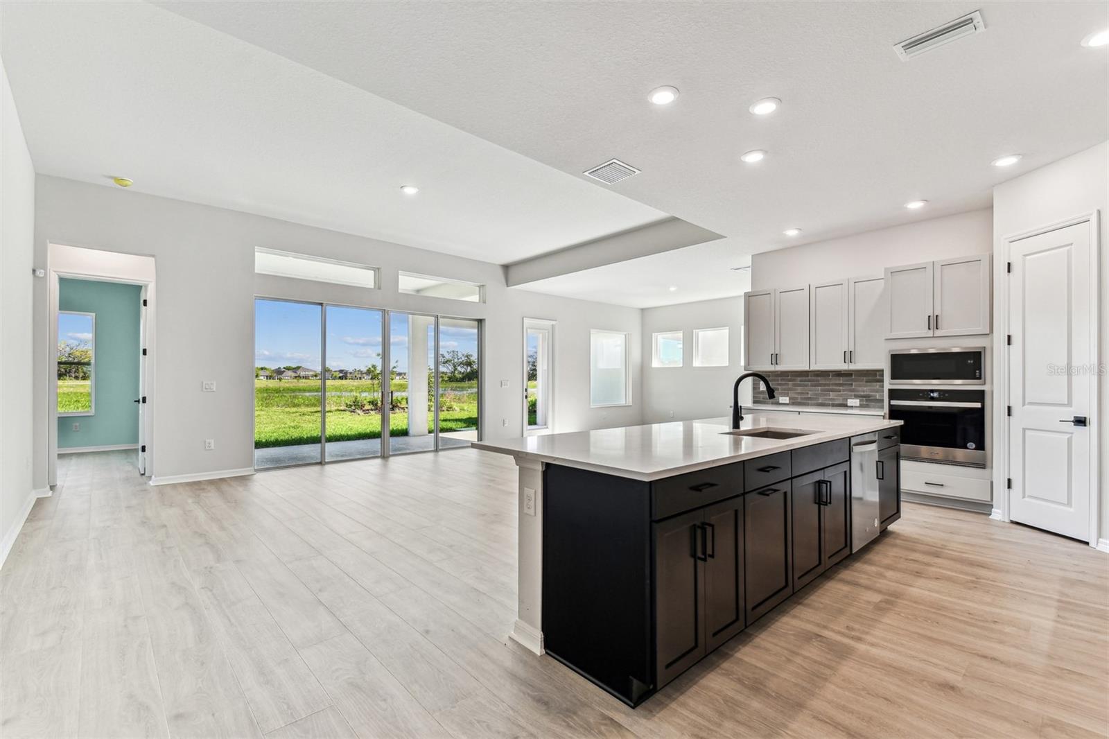 5979 HIDDEN BRANCH DR, APOLLO BEACH, FL, 33572