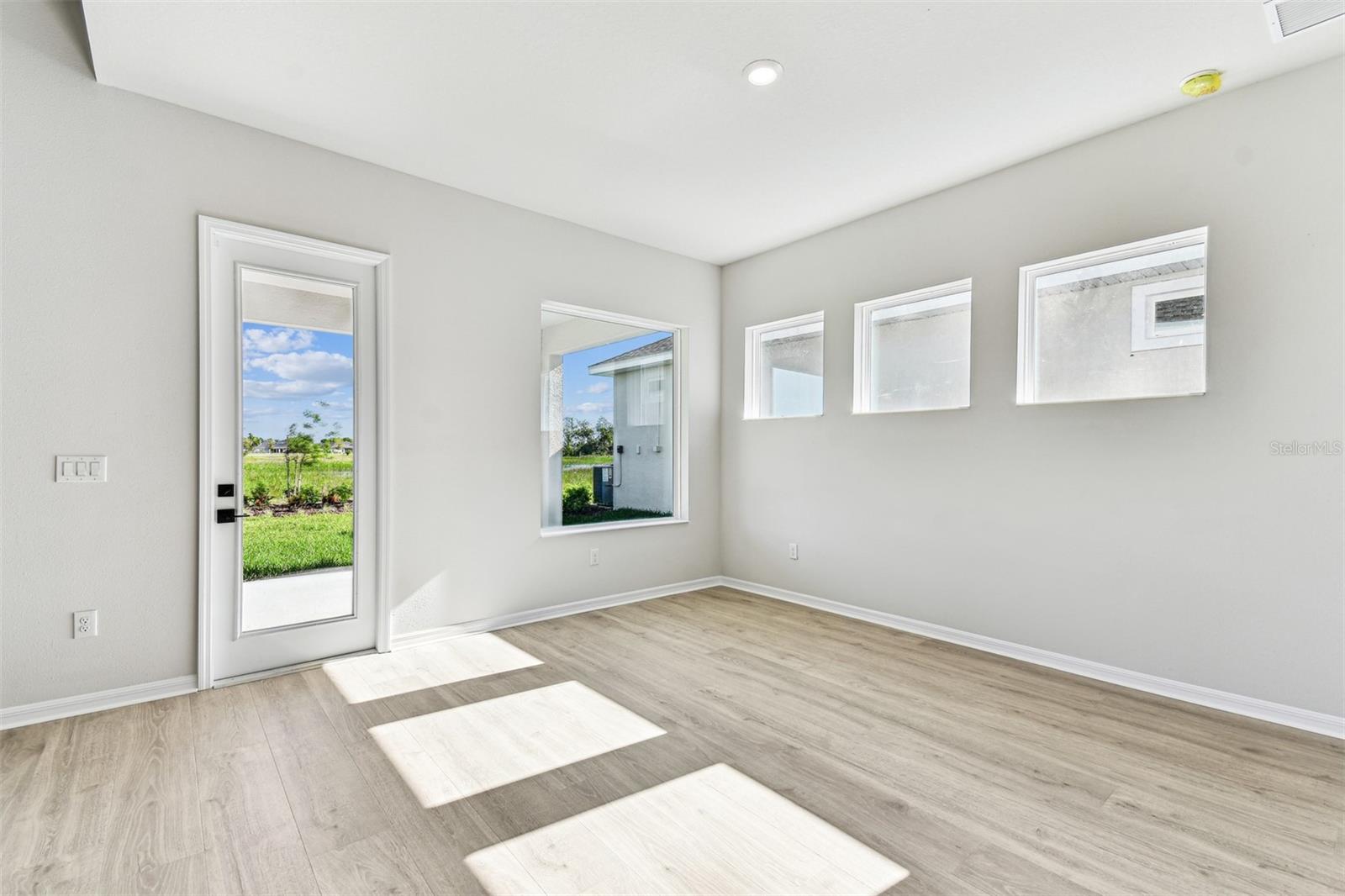 5979 HIDDEN BRANCH DR, APOLLO BEACH, FL, 33572