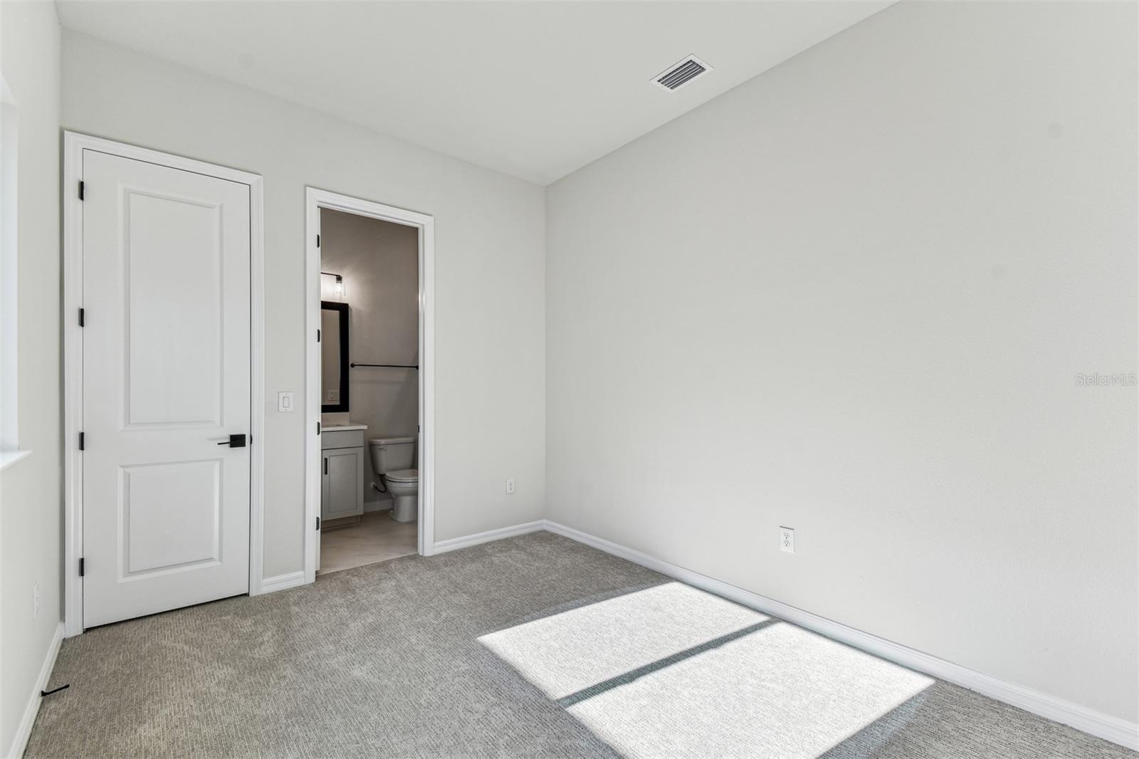 5979 HIDDEN BRANCH DR, APOLLO BEACH, FL, 33572