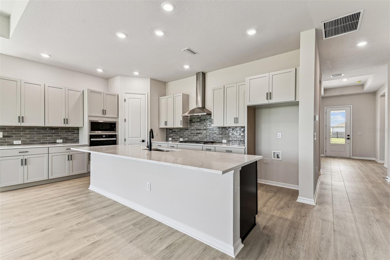 5979 HIDDEN BRANCH DR, APOLLO BEACH, FL, 33572