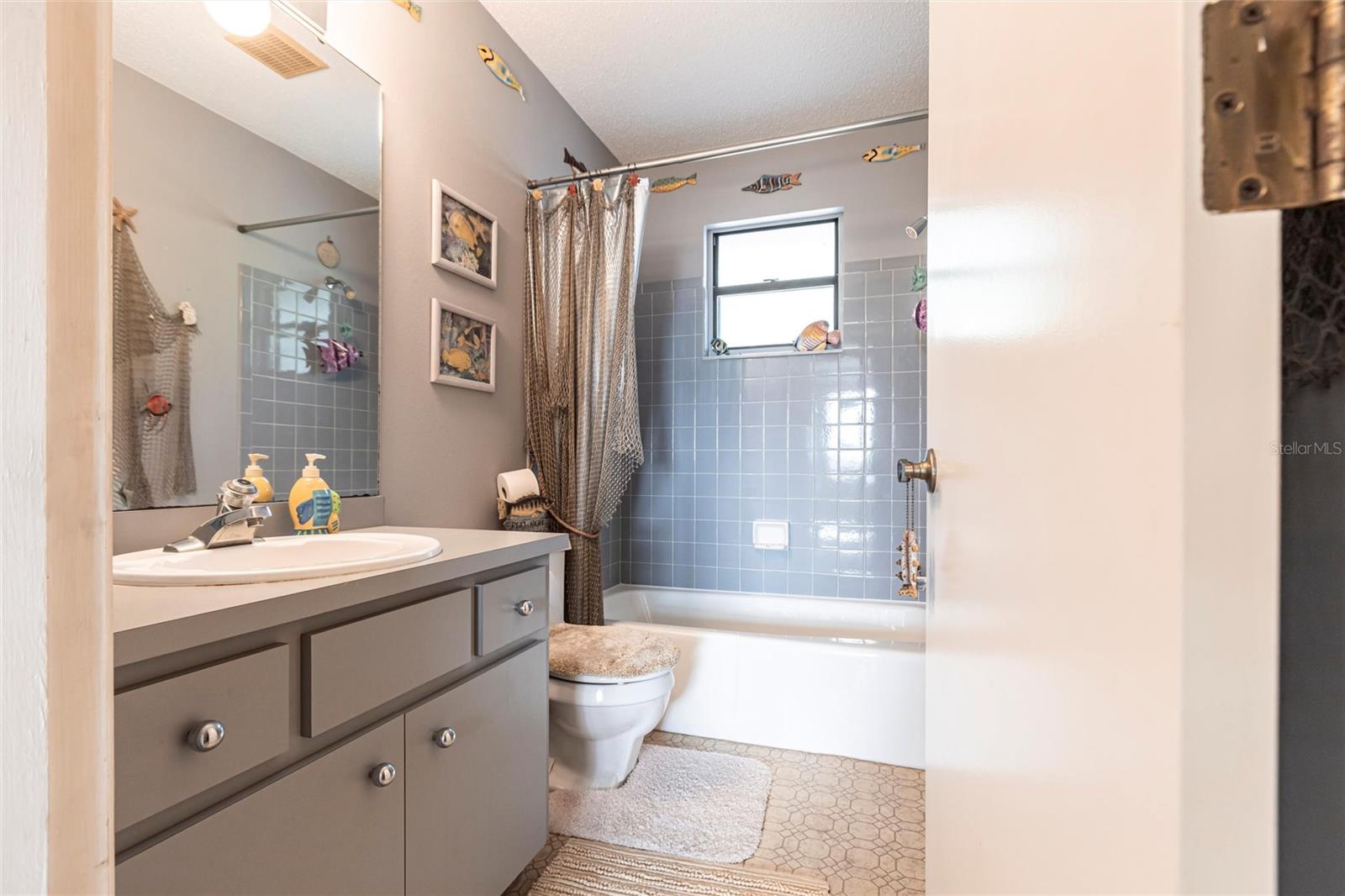 1851 SCENIC DR, VENICE, FL, 34293