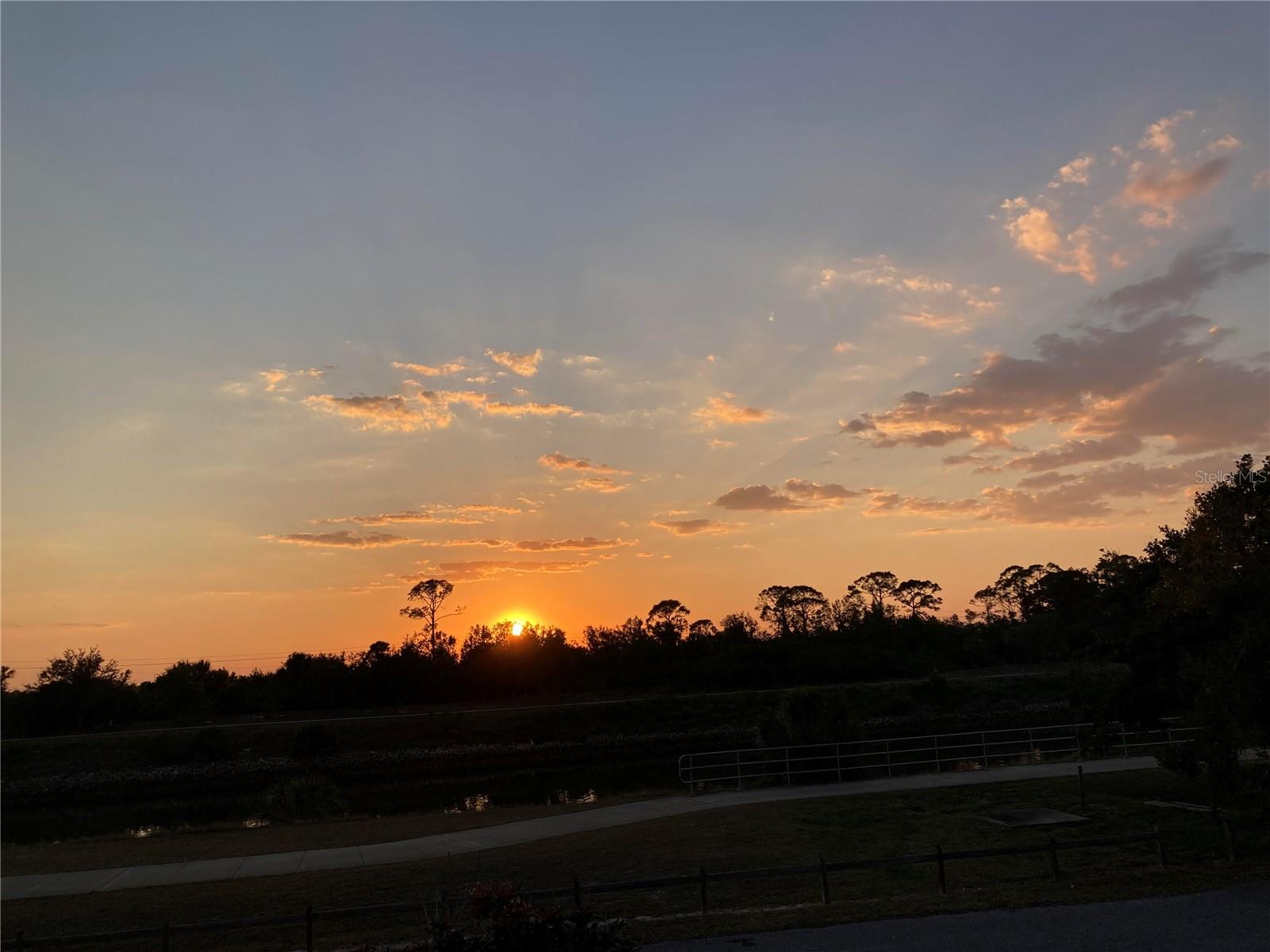 1851 SCENIC DR, VENICE, FL, 34293