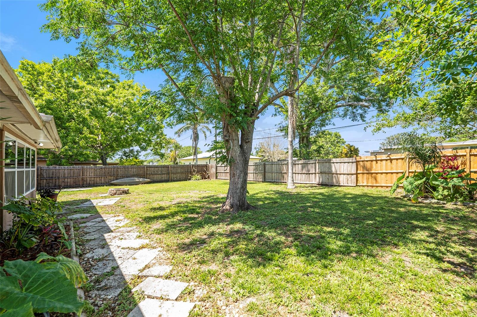 1952 ALLARD DR, CLEARWATER, FL, 33763