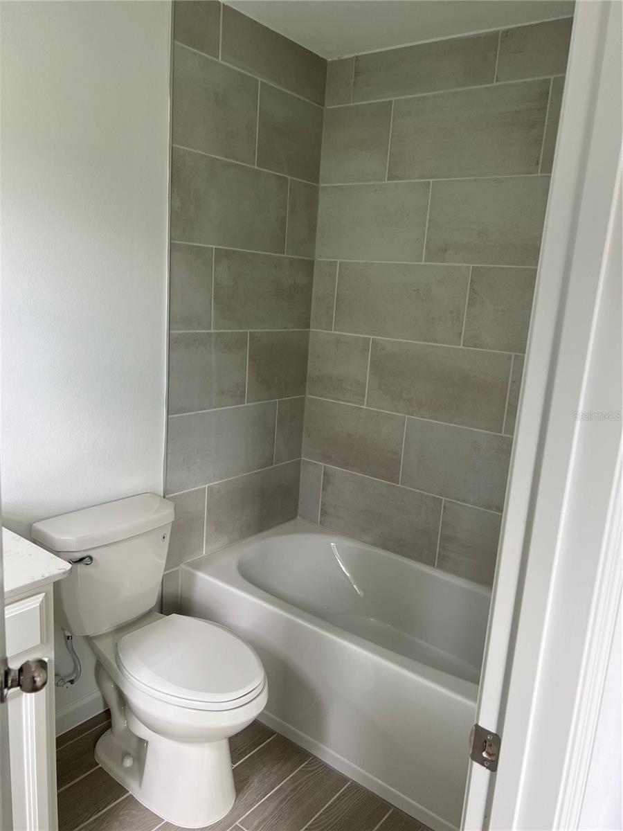 3409 SW 34TH AVENUE CIRCLE #8, OCALA, FL, 34474