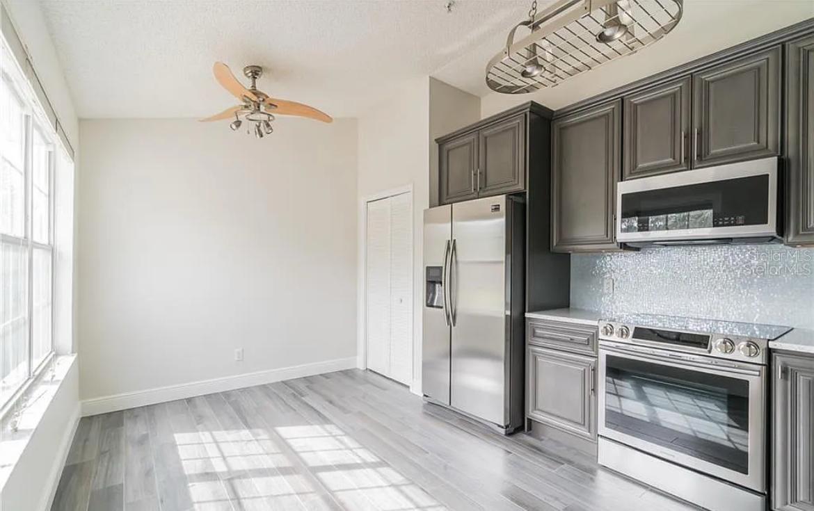 5999 LAKE POINTE DR #602, ORLANDO, FL, 32822