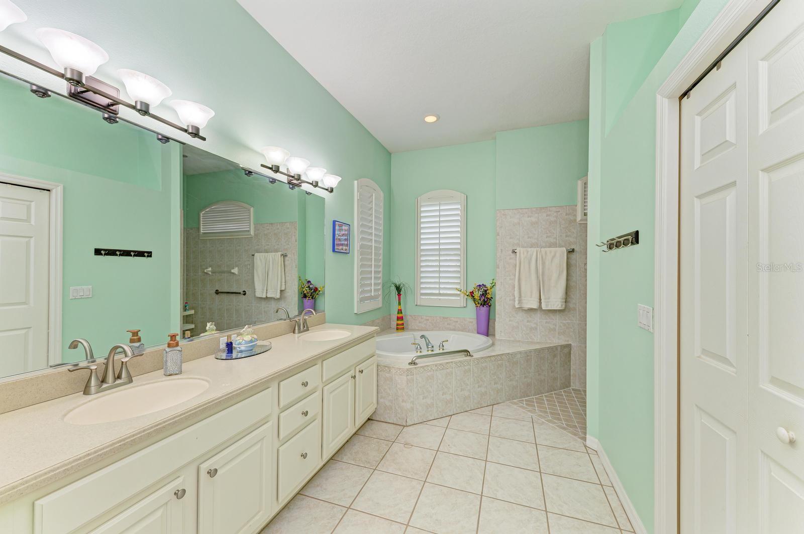 14239 NIGHTHAWK TER, LAKEWOOD RANCH, FL, 34202