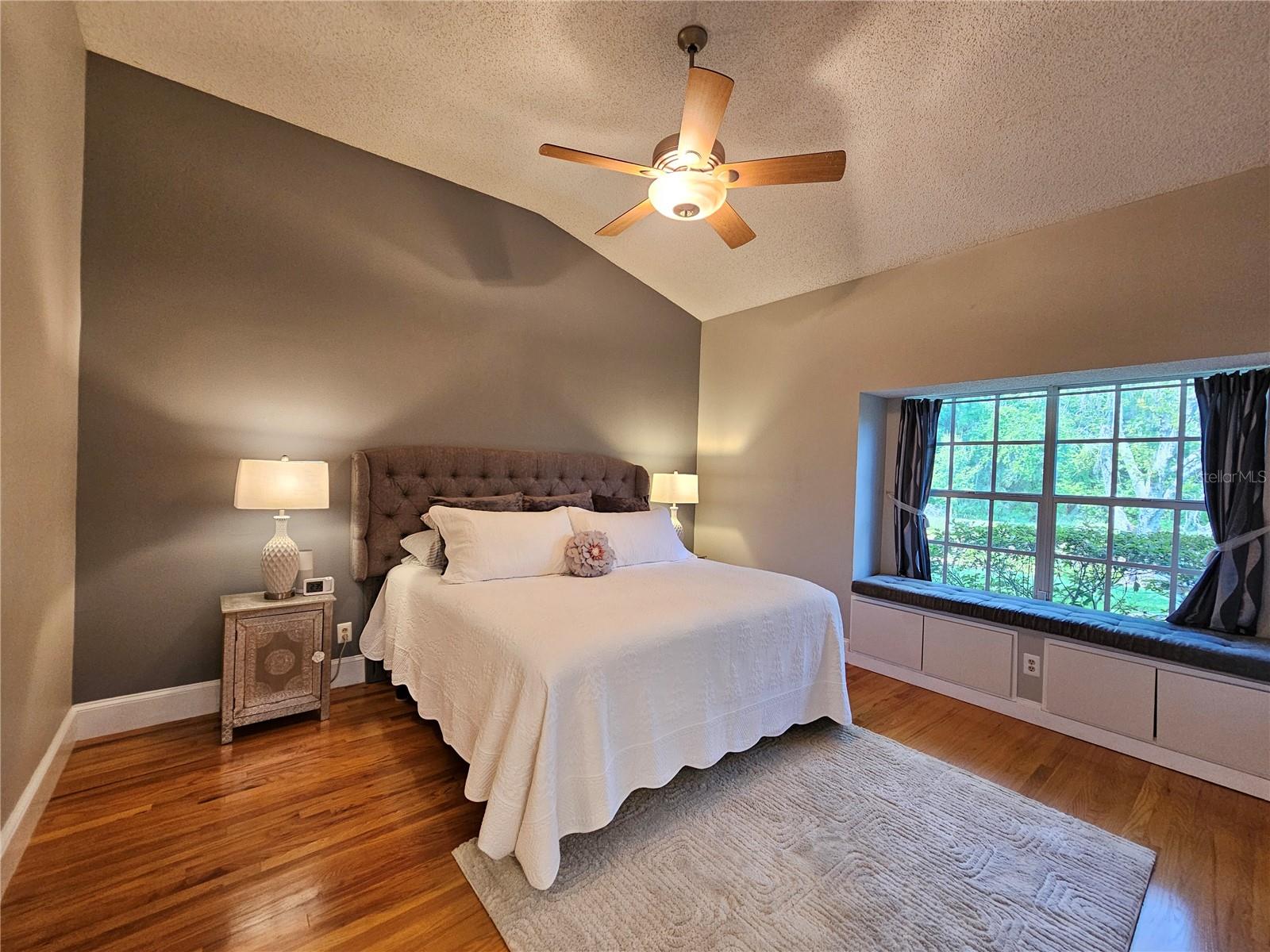 5110 STERLING MANOR DR, TAMPA, FL, 33647