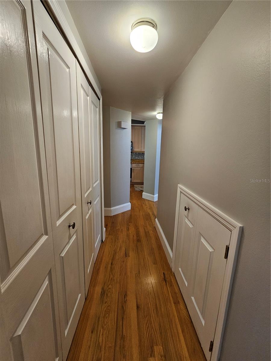 5110 STERLING MANOR DR, TAMPA, FL, 33647