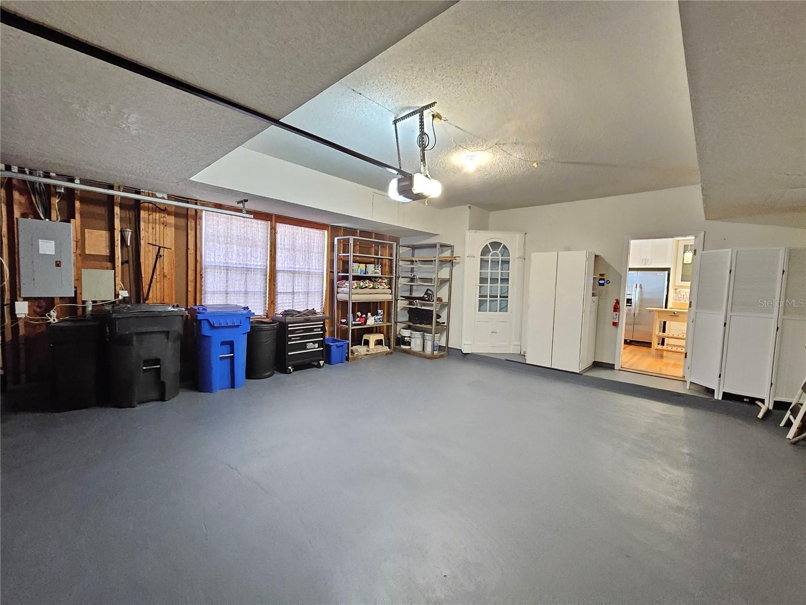 5110 STERLING MANOR DR, TAMPA, FL, 33647