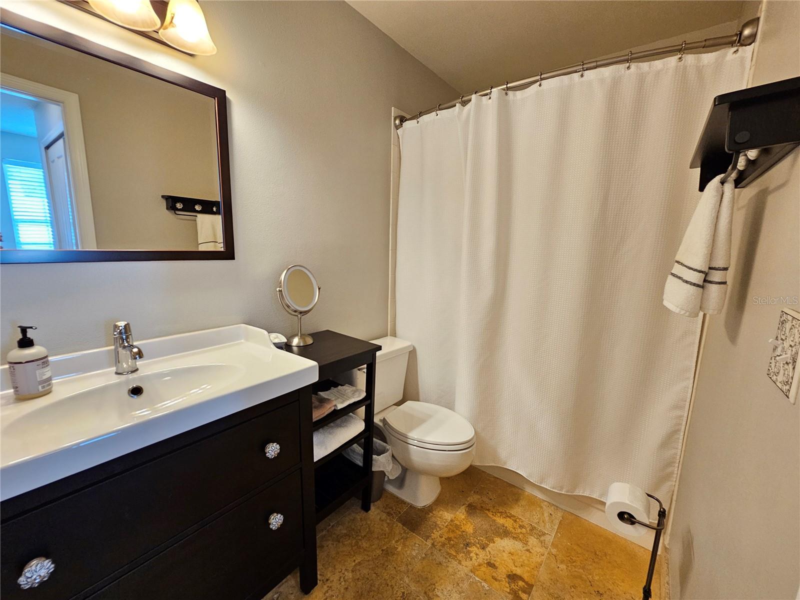 5110 STERLING MANOR DR, TAMPA, FL, 33647