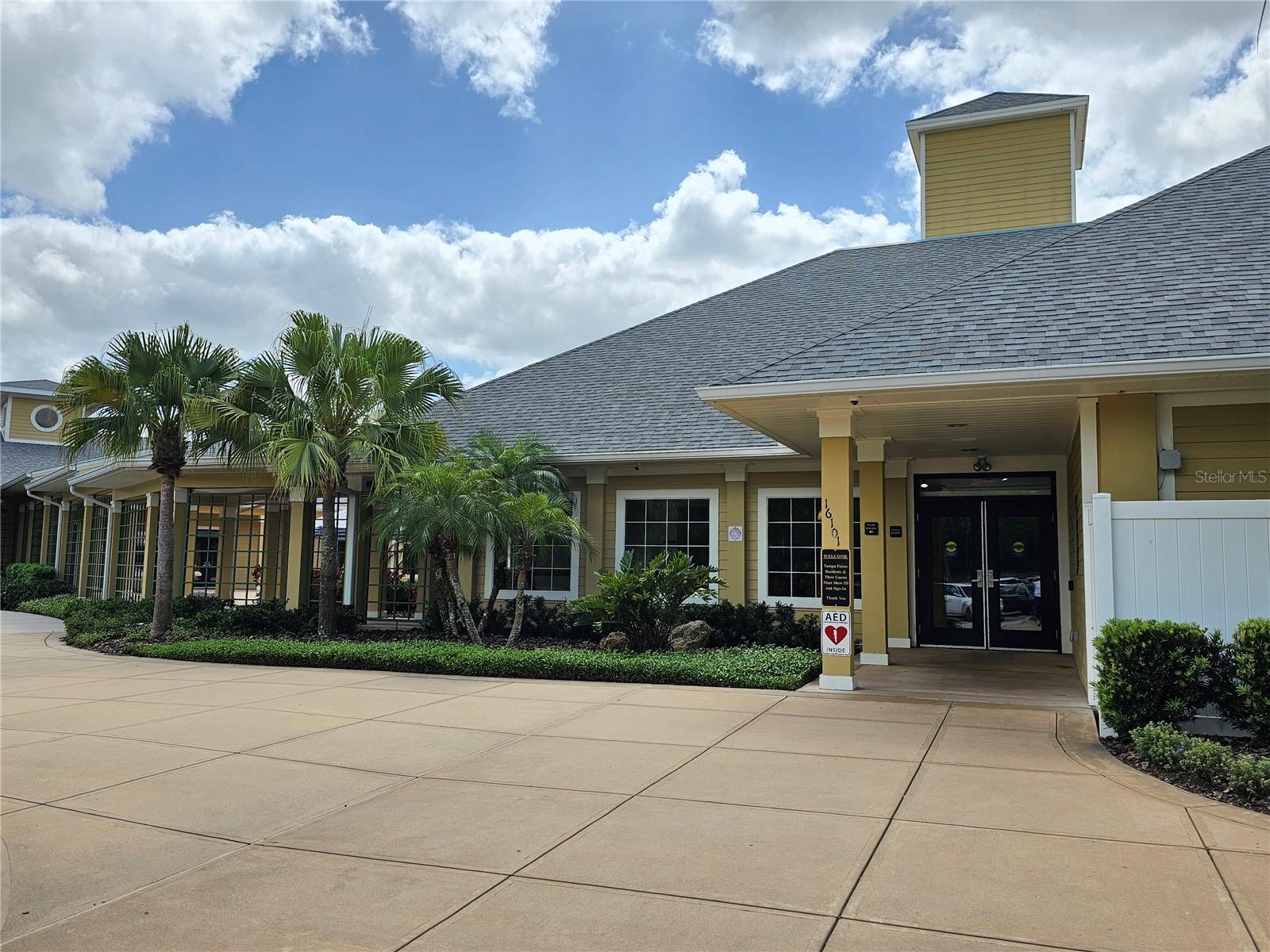 5110 STERLING MANOR DR, TAMPA, FL, 33647