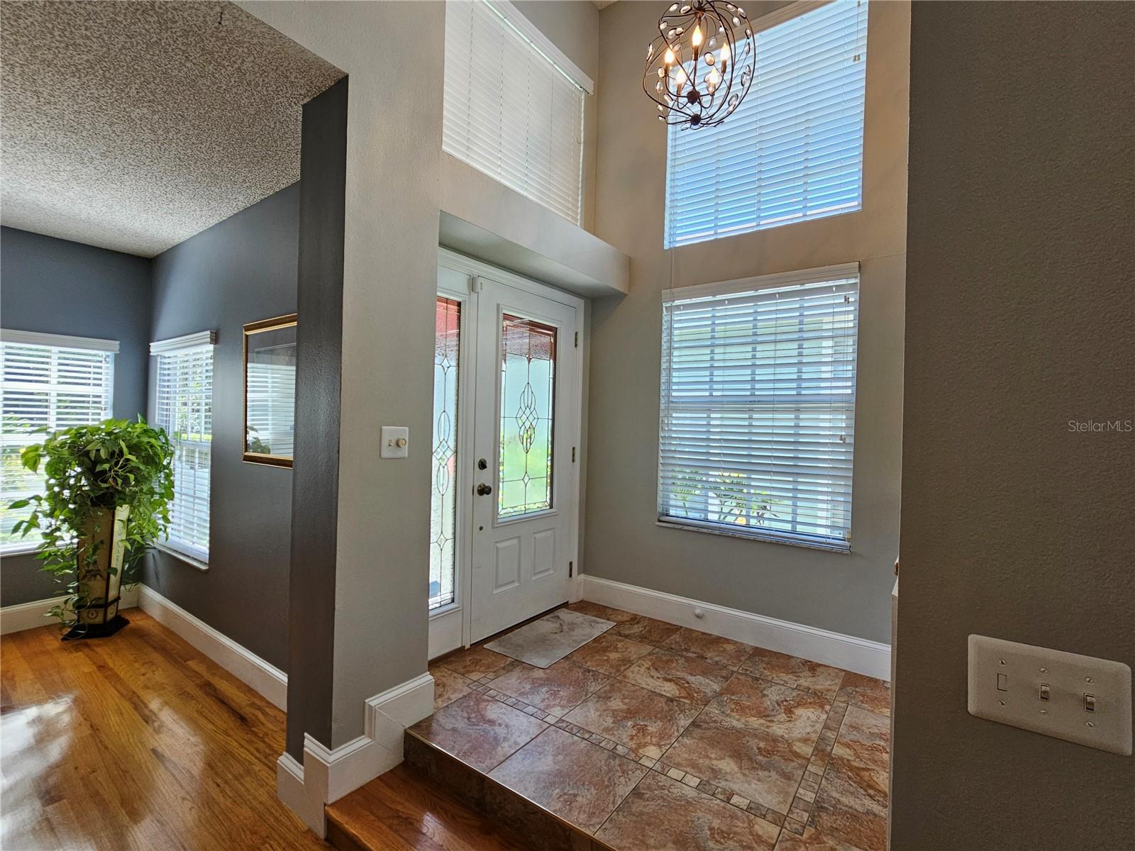 5110 STERLING MANOR DR, TAMPA, FL, 33647