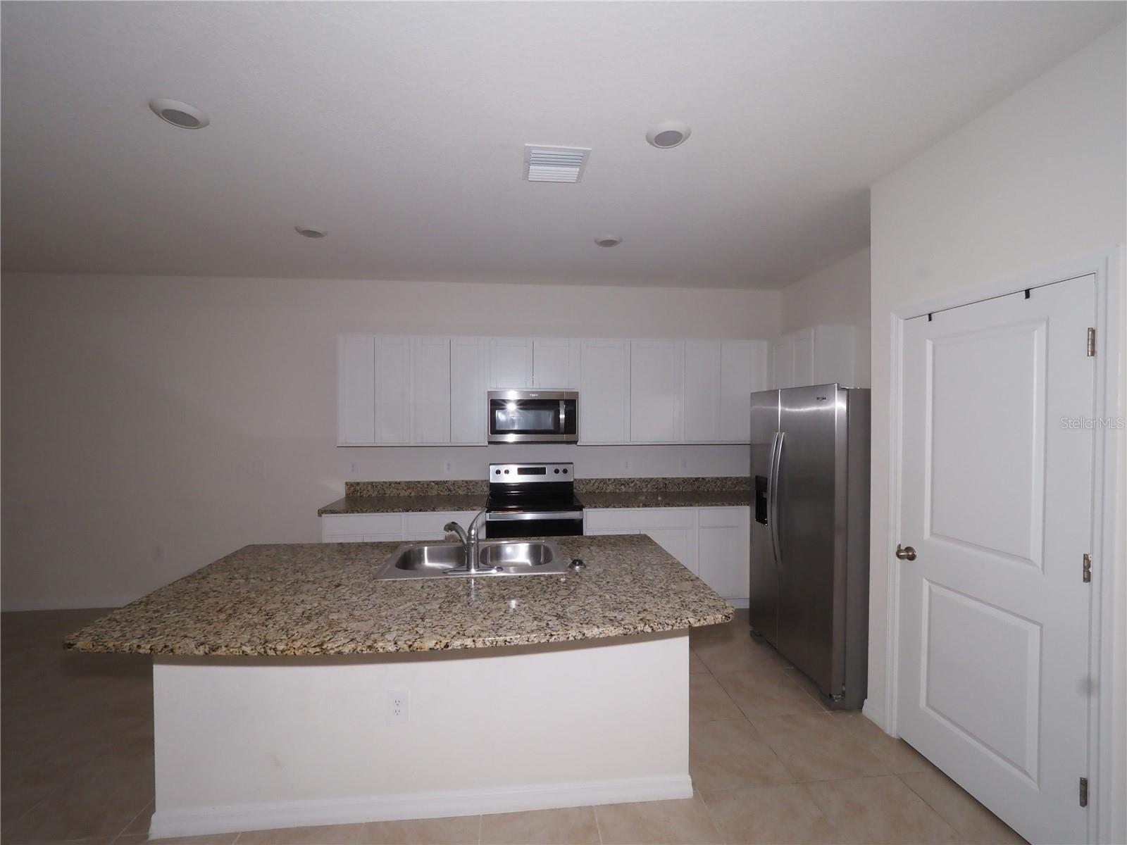 8905 ROOKWOOD CT, SARASOTA, FL, 34238