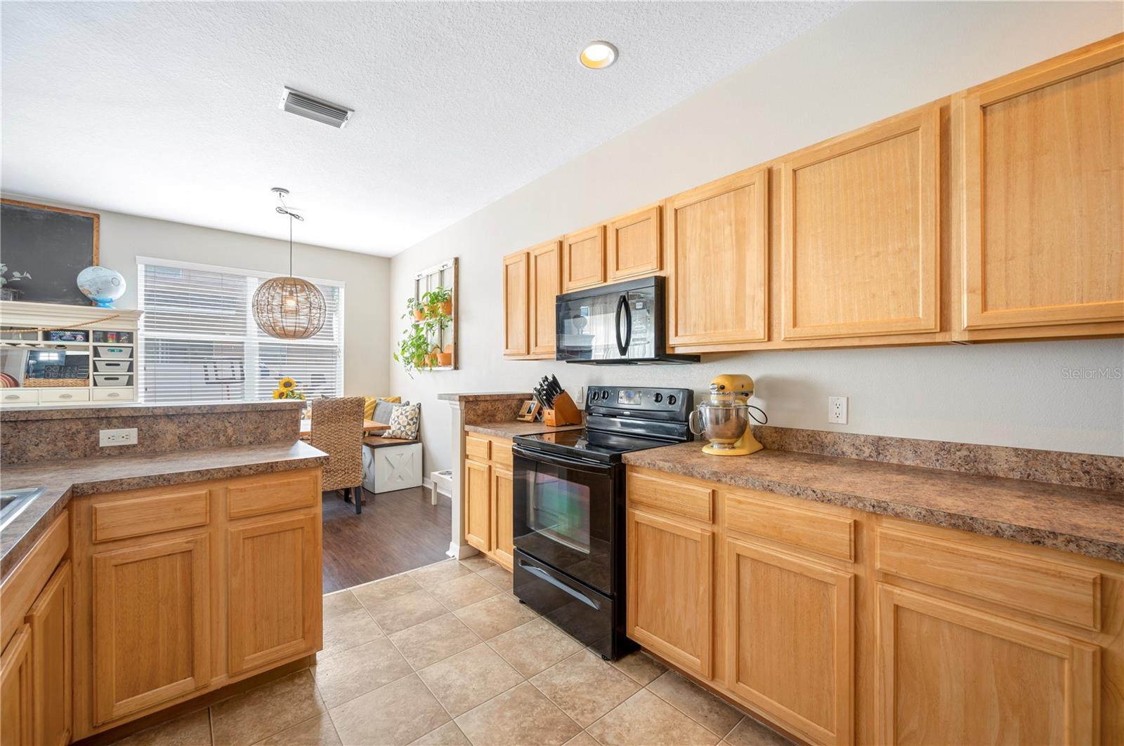 6506 SEDGEFORD DR, LAKELAND, FL, 33811