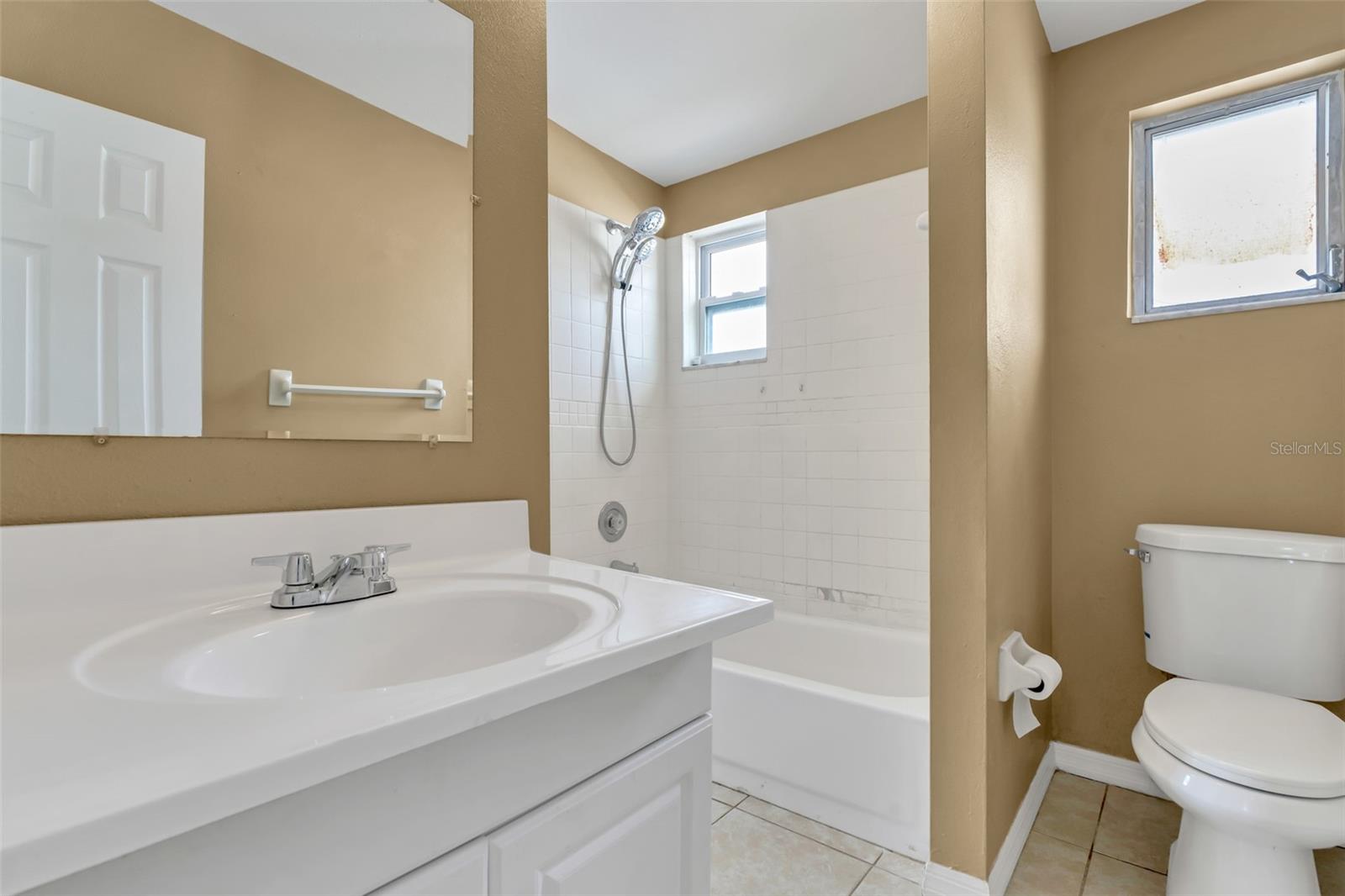 8233 PORTULACA AVE, SEMINOLE, FL, 33777