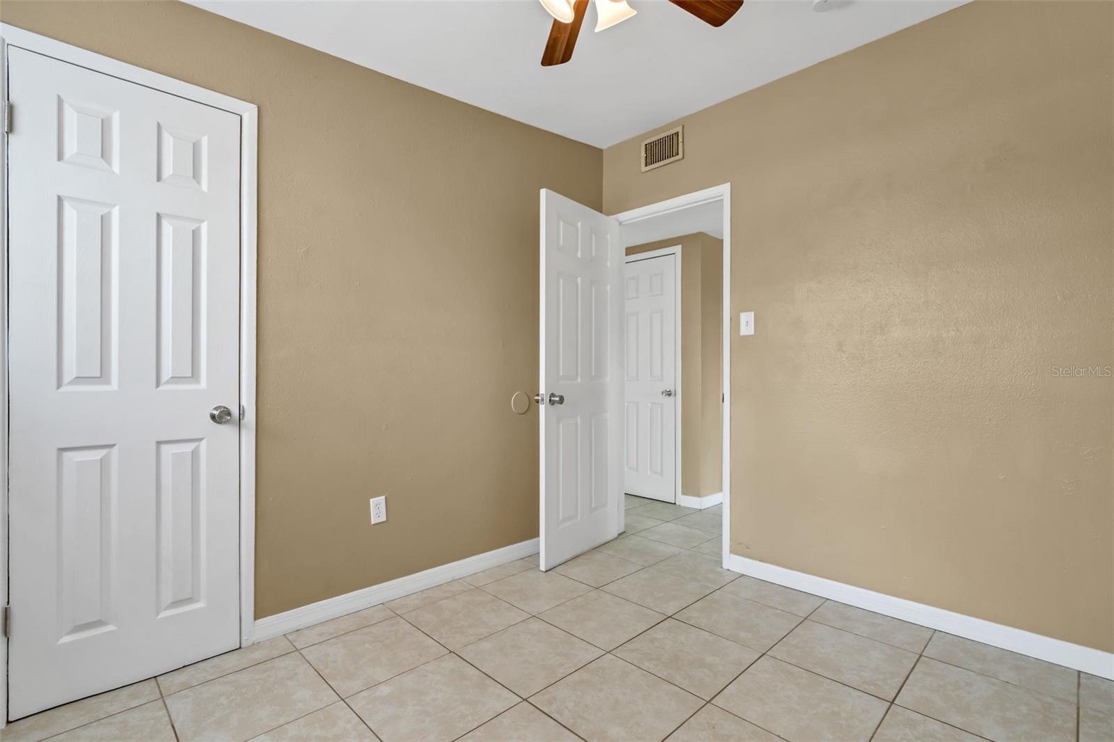 8233 PORTULACA AVE, SEMINOLE, FL, 33777