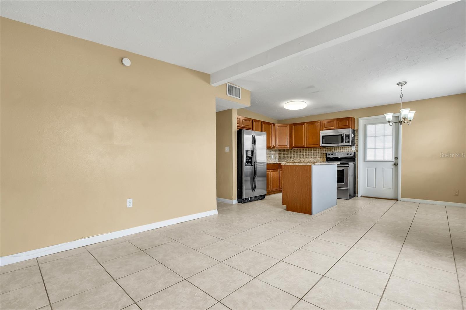 8233 PORTULACA AVE, SEMINOLE, FL, 33777